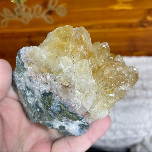 Amethyst and citrine cluster - Picture 11 of 15